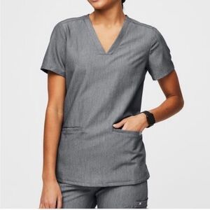 Figs Scrub Top Casma Women's Graphite Grey Three-Pocket Uniform Nurse XS